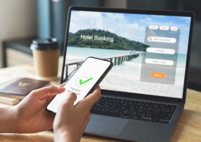 Foto di prenotazione online su sito alberghiero